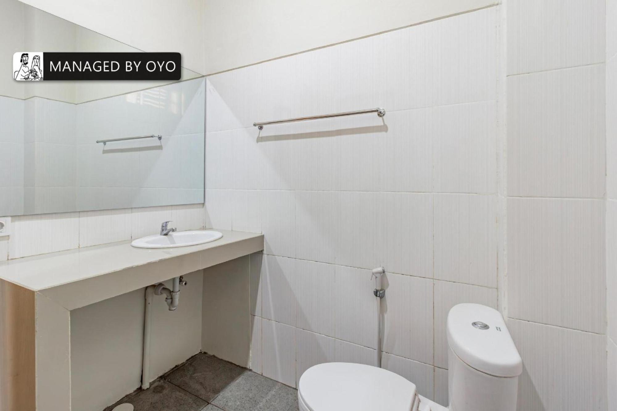 Collection O Near Seminyak Beach Formerly The Kumpi Hotel エクステリア 写真